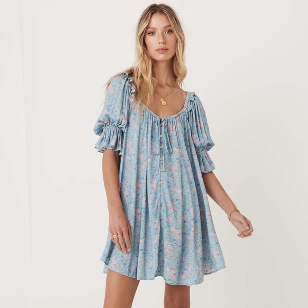 Spell‎ & the Gypsy Dolly Mini Dress Dusty Blue Floral short sleeve smocked